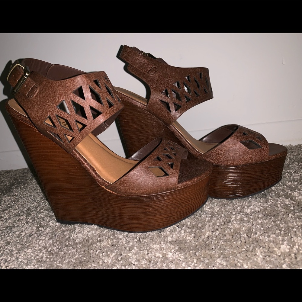 Soda Wedge Sandal - Worn once